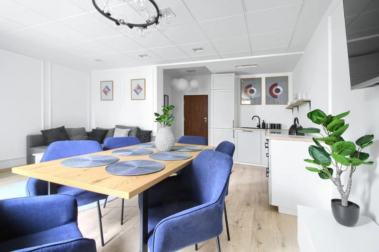 Apartamenty Wyspa Solna By Vacation Rental - Basen, Sauna, Jacuzzi, Silownia W Cenie Kołobrzeg 0*,  Polska